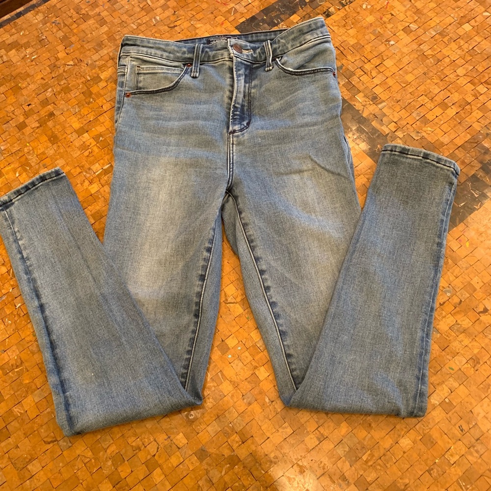 Abercrombie & Fitch High Rise Super Skinny Jeans